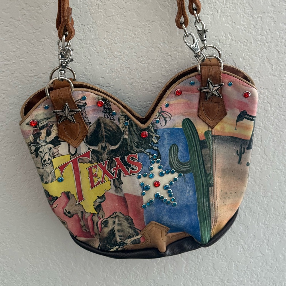 Texas Western Heart-Shaped Studded Canvas Shoulder Bag - Multicolor